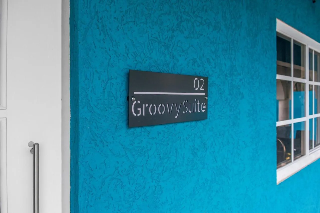 Villa De Cruz - Groovy Suite Scarborough Trinidad And Tobago
